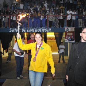 SENSACIONAL ABERTURA DA OLIMPÍADA COLEGIAL GUARULHENSE-2012